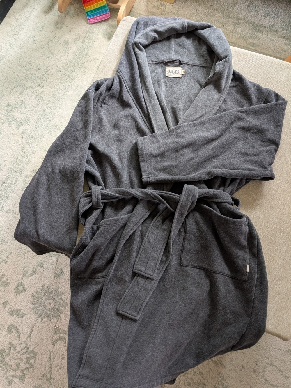 UGG Men's Charcoal Gray Hooded Fleece Bath Robe with Belt